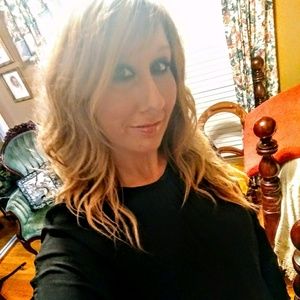 Meet your Posher, Ashlie